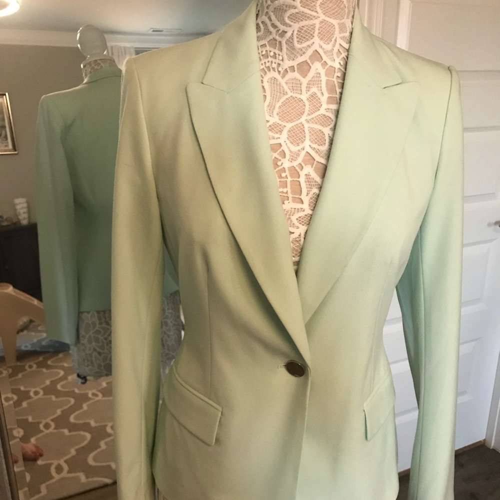 Calvin Klein Women’s Size 8 Blazer